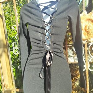 Guess sexiest black lace-up back top Xsmall
